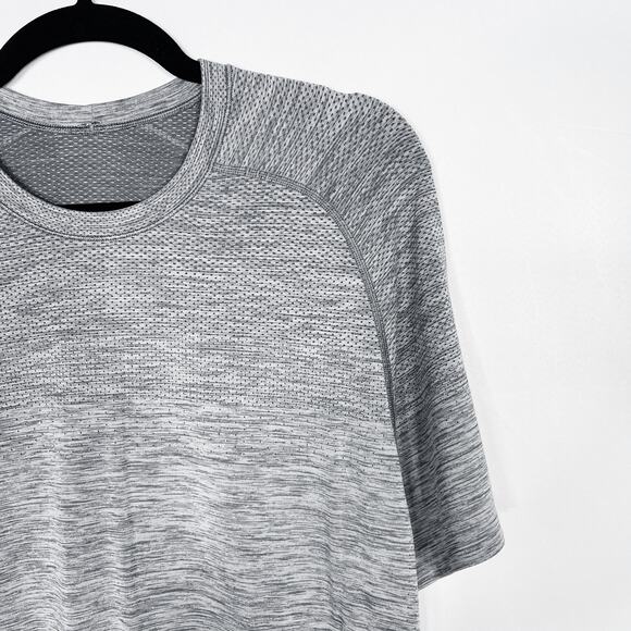 Lululemon Mens Medium M Gray Slate White Metal Vent Tech Short Sleeve Shirt 2.0 - Picture 3 of 8
